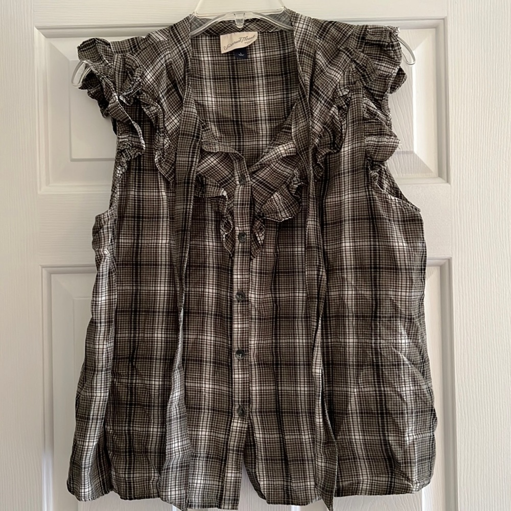 Sleeveless Top